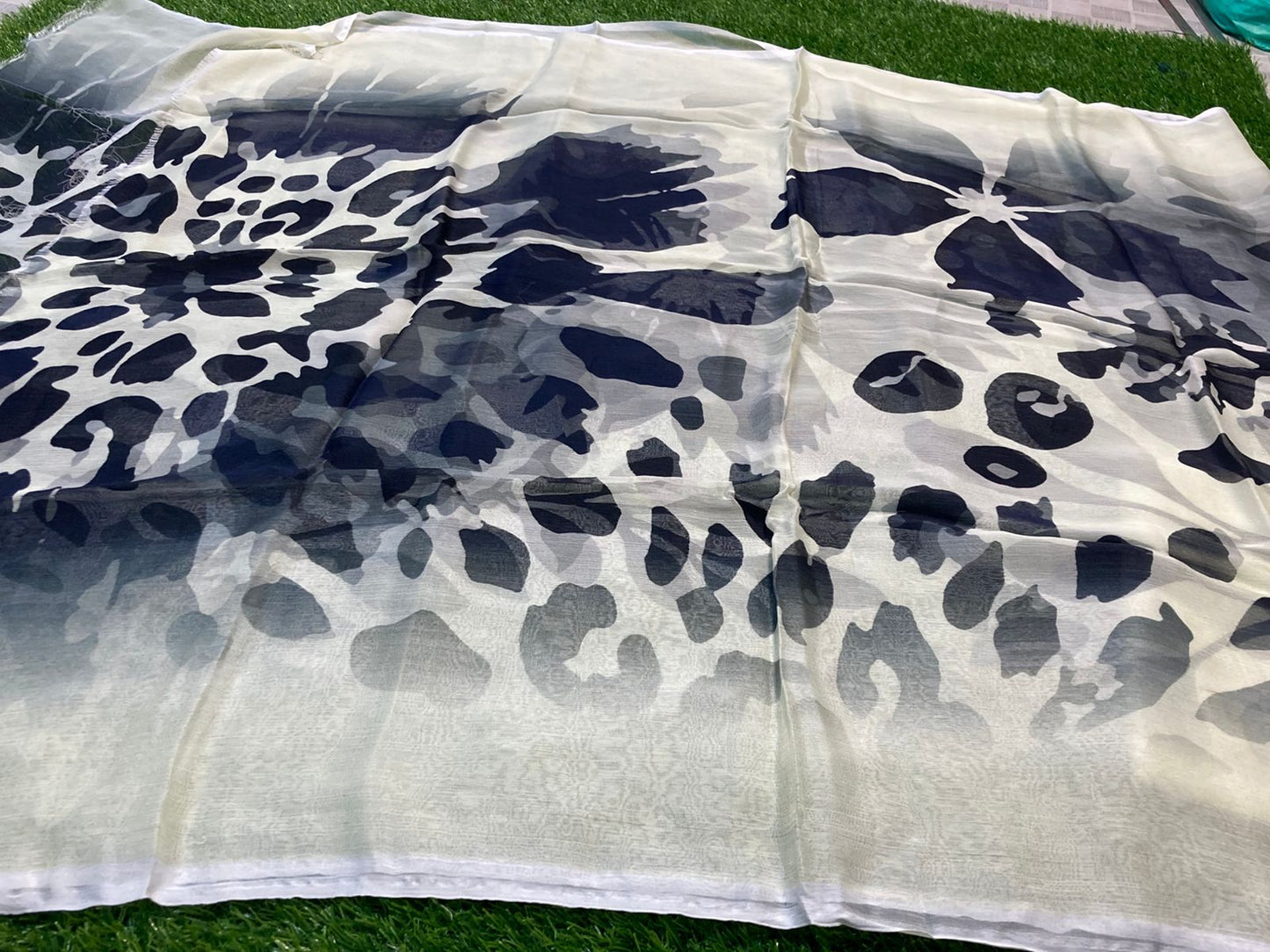 Unstitched 3piece Viscose Linen