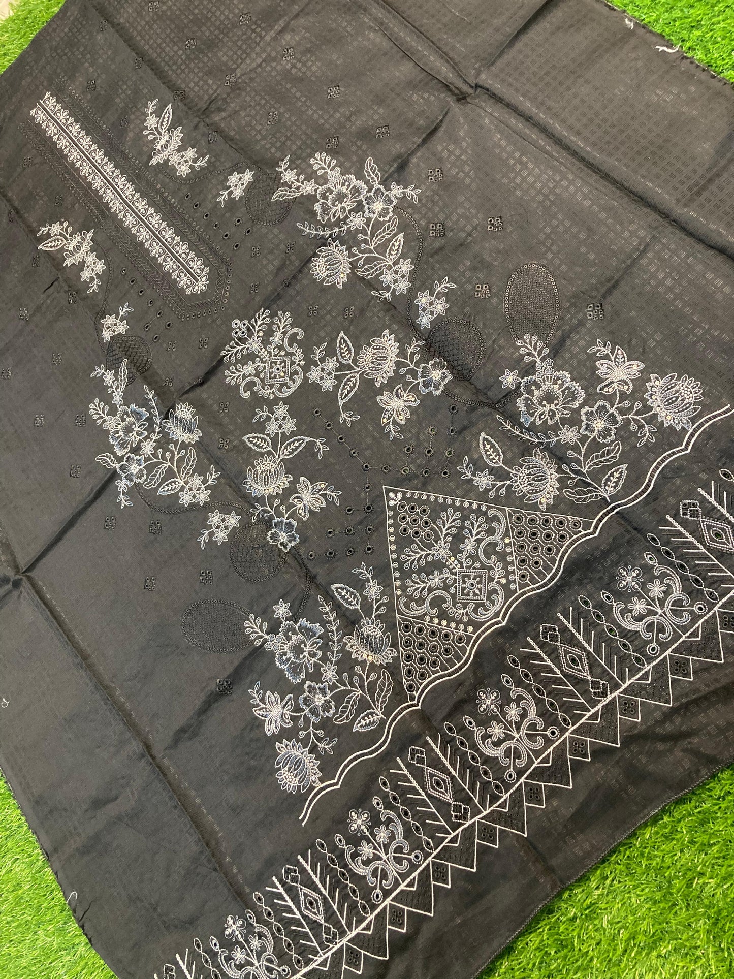 Unstitched 3p Viscose