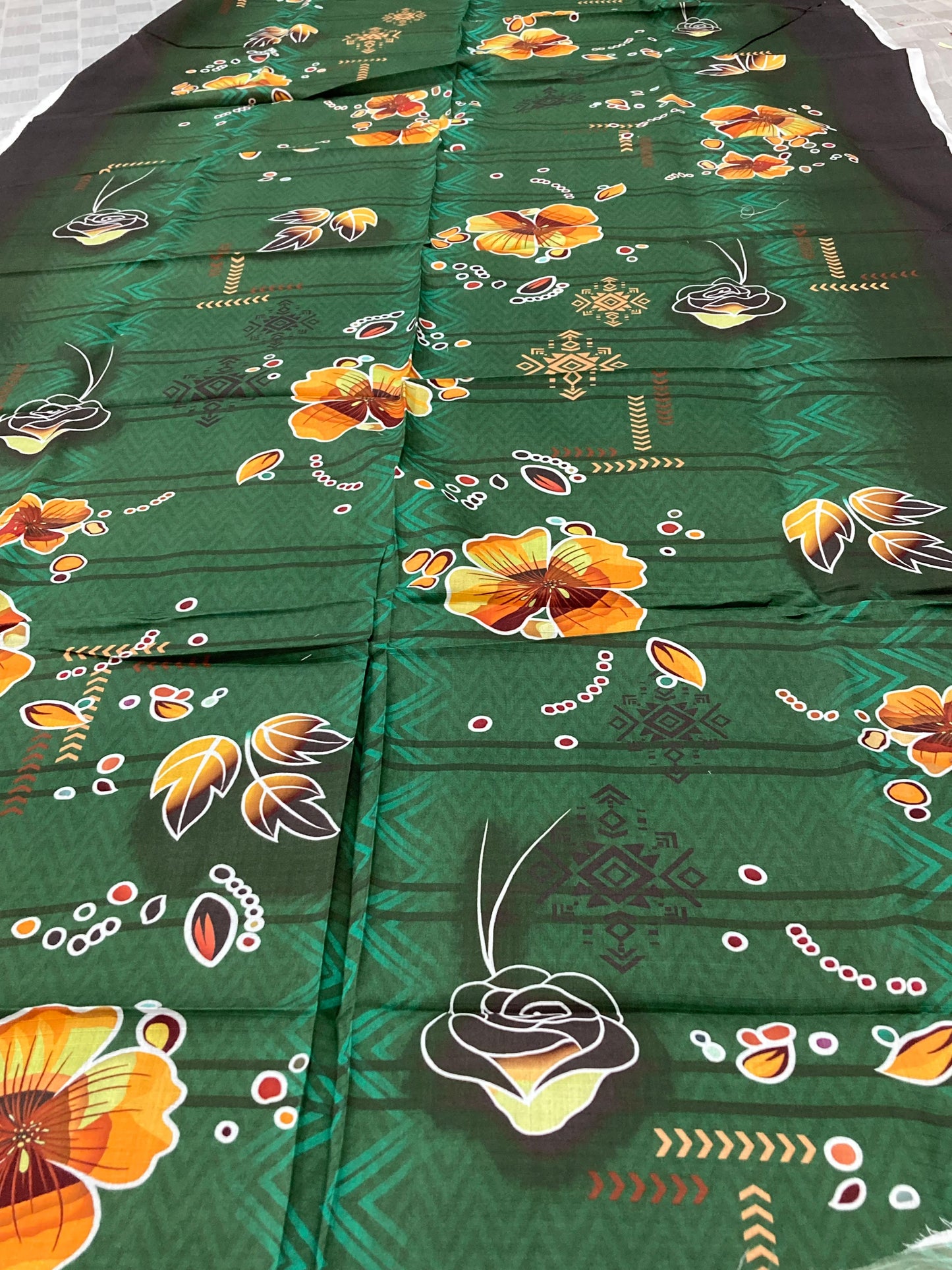 Unstitched Linen Bana Dora